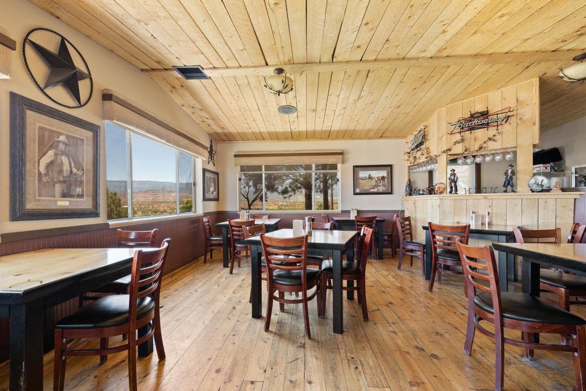 Broken Spur Inn & Steakhouse Torrey Zewnętrze zdjęcie